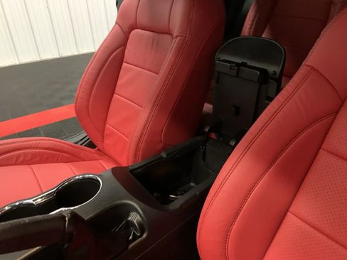 Used 2017 Ford Mustang GT w/ GT Performance Package image 40