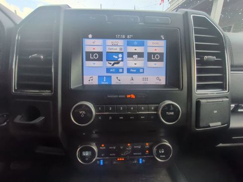Used 2018 Ford Expedition Max Limited w/ Equipment Group 301A RWD image 20