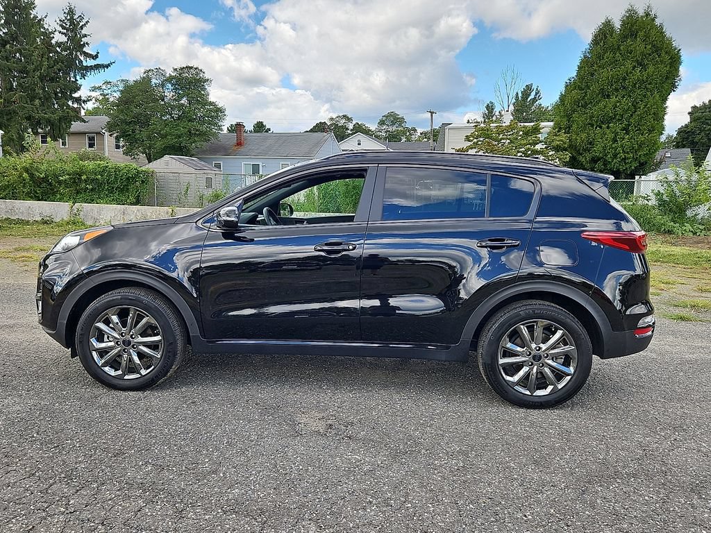 Certified 2022 Kia Sportage Nightfall Edition w/ Nighfall AWD Premium Package image 4