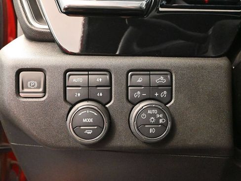 Used 2024 Chevrolet Silverado 2500 LTZ w/ LTZ Plus Package AWD/4WD image 39