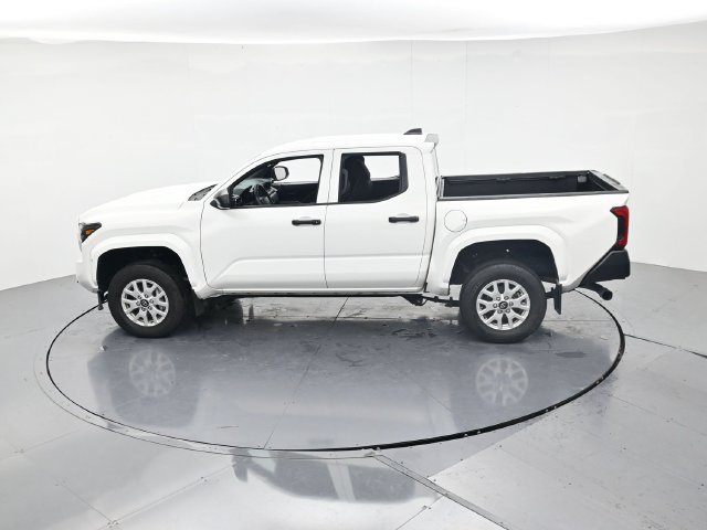 Used 2024 Toyota Tacoma SR AWD/4WD image 44