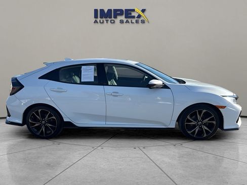 Used 2017 Honda Civic Sport Touring image 6
