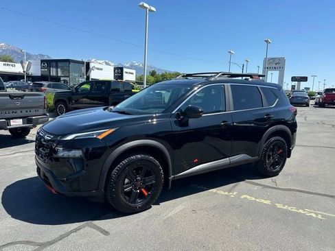 Used 2026 Nissan Rogue SV w/ Rock Creek Premium Package AWD/4WD image 6