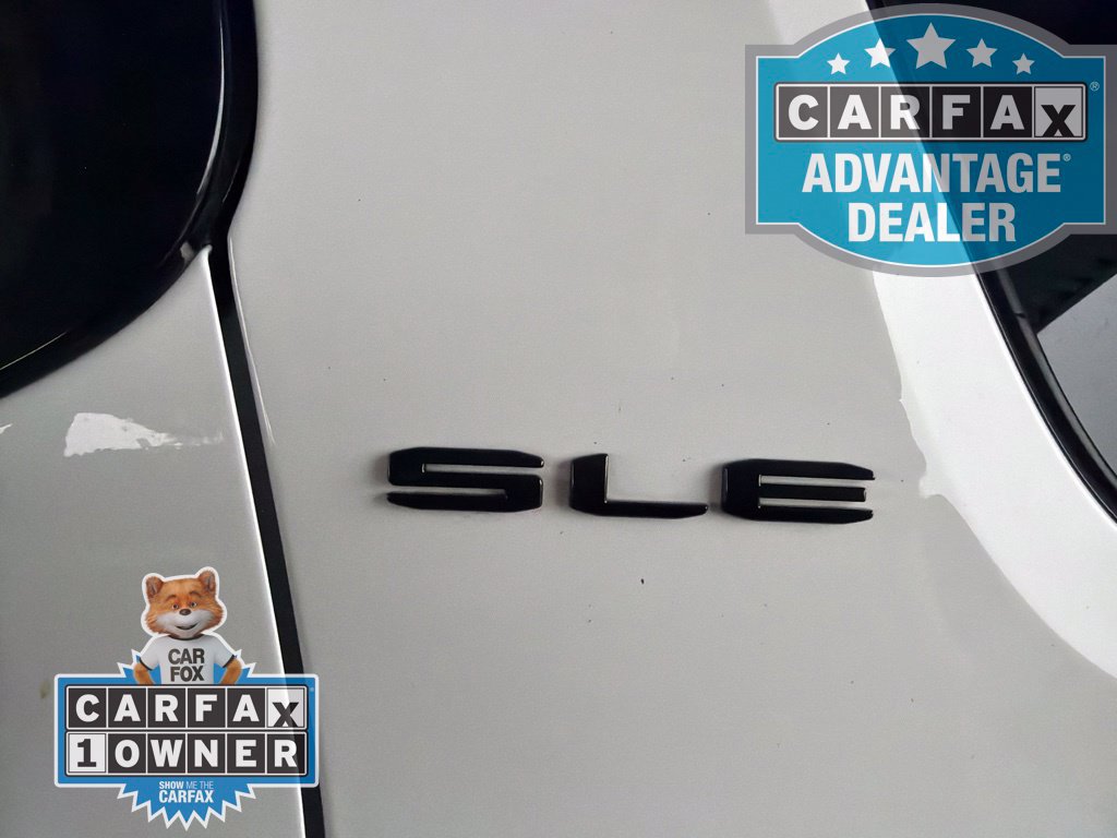 Certified 2023 GMC Acadia SLE w/ Driver Convenience Package FWD image 11