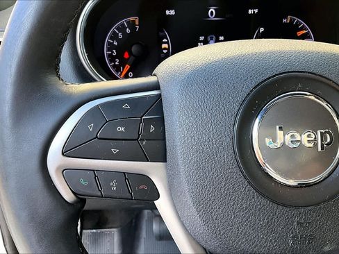Used 2018 Jeep Grand Cherokee Limited w/ Trailer Tow Group IV AWD/4WD image 23
