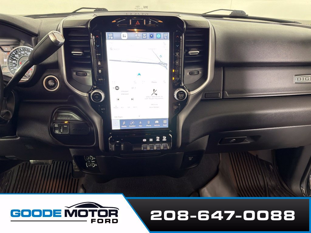 Used 2022 RAM 2500 Big Horn w/ Level C Equiment Group AWD/4WD image 16