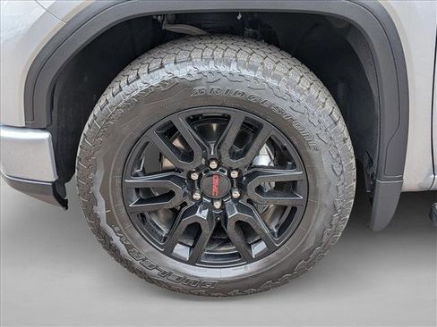 Used 2026 GMC Sierra 1500 Elevation w/ Elevation Premium Package image 9