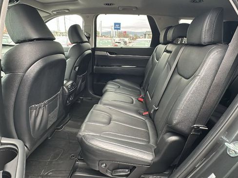 Used 2022 Hyundai Palisade SEL w/ 8P Bench Seat Package image 13
