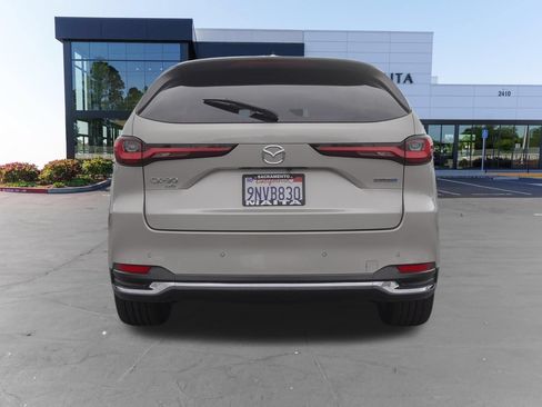 Certified 2024 MAZDA CX-90 Plug-In Hybrid w/ Premium Plus AWD/4WD image 5