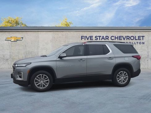 Certified 2023 Chevrolet Traverse LT image 3