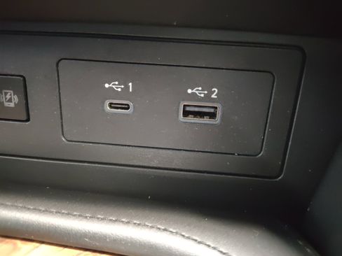 Used 2022 Nissan Armada SL image 22