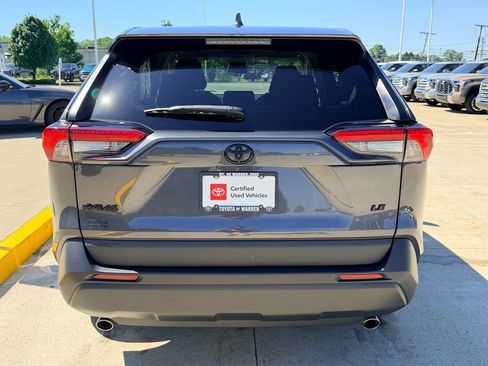 Used 2023 Toyota RAV4 LE FWD image 6