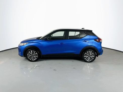 Used 2023 Nissan Kicks SV FWD image 6