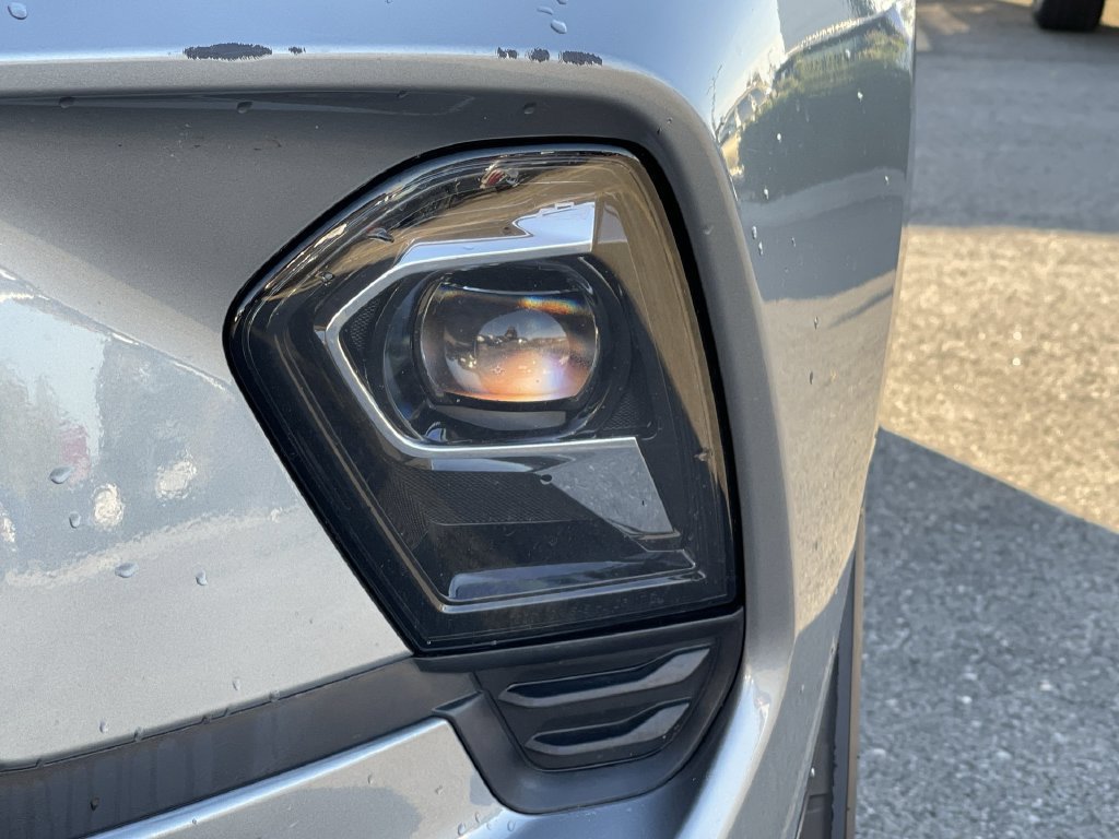 Used 2025 Chevrolet Blazer LT FWD image 17