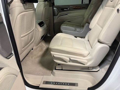 Used 2021 Cadillac Escalade ESV Sport Platinum image 47