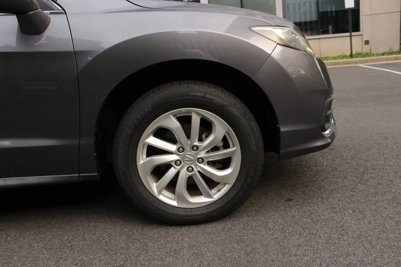 Used 2018 Acura RDX AWD image 4