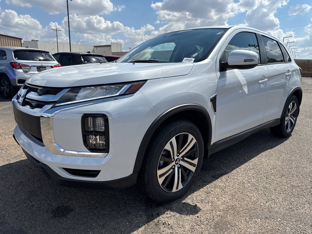 New 2027 Mitsubishi Outlander Sport SE FWD image 3