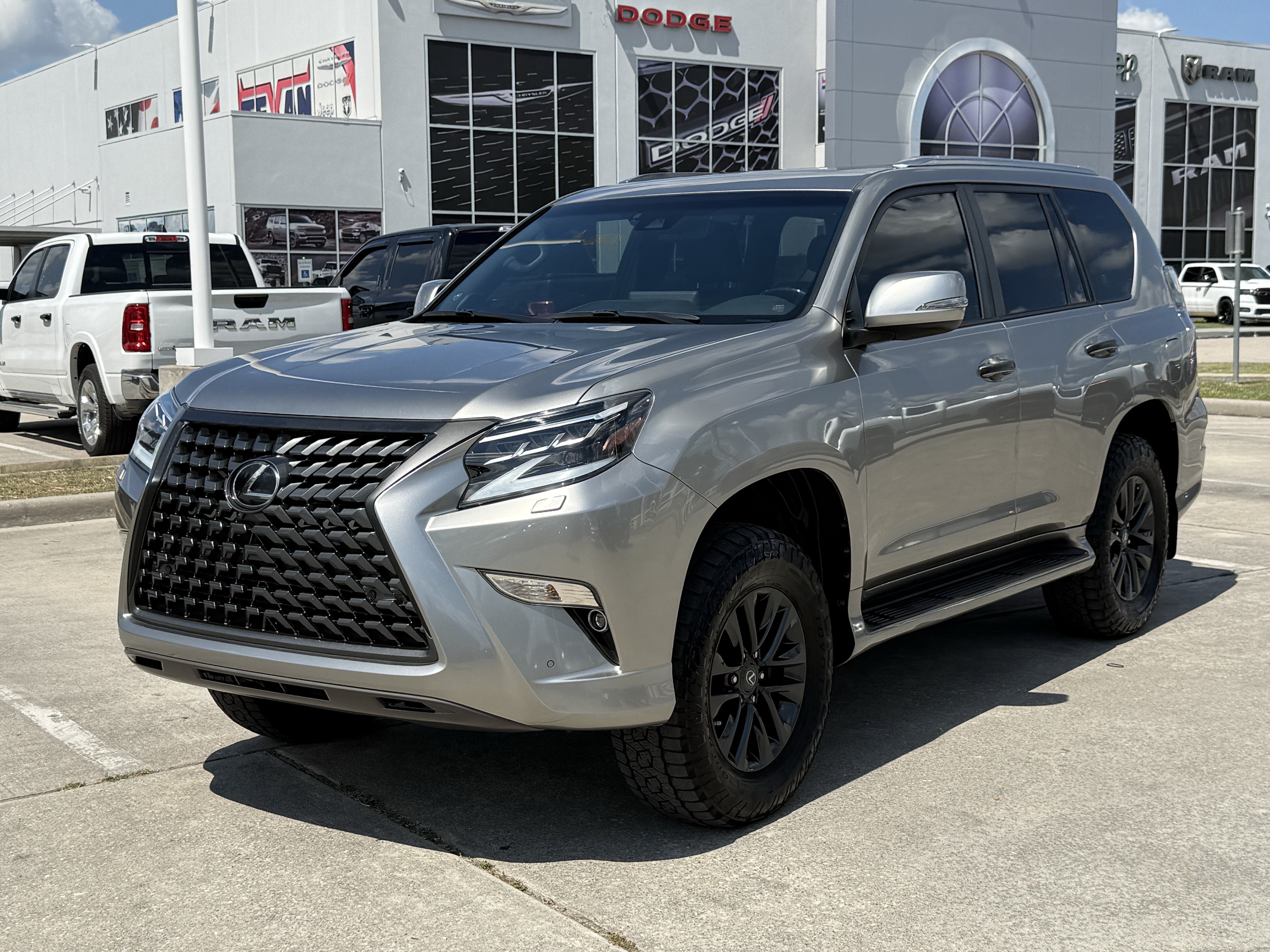 Used 2023 Lexus GX 460 Premium w/ Premium Plus Package AWD/4WD image 10