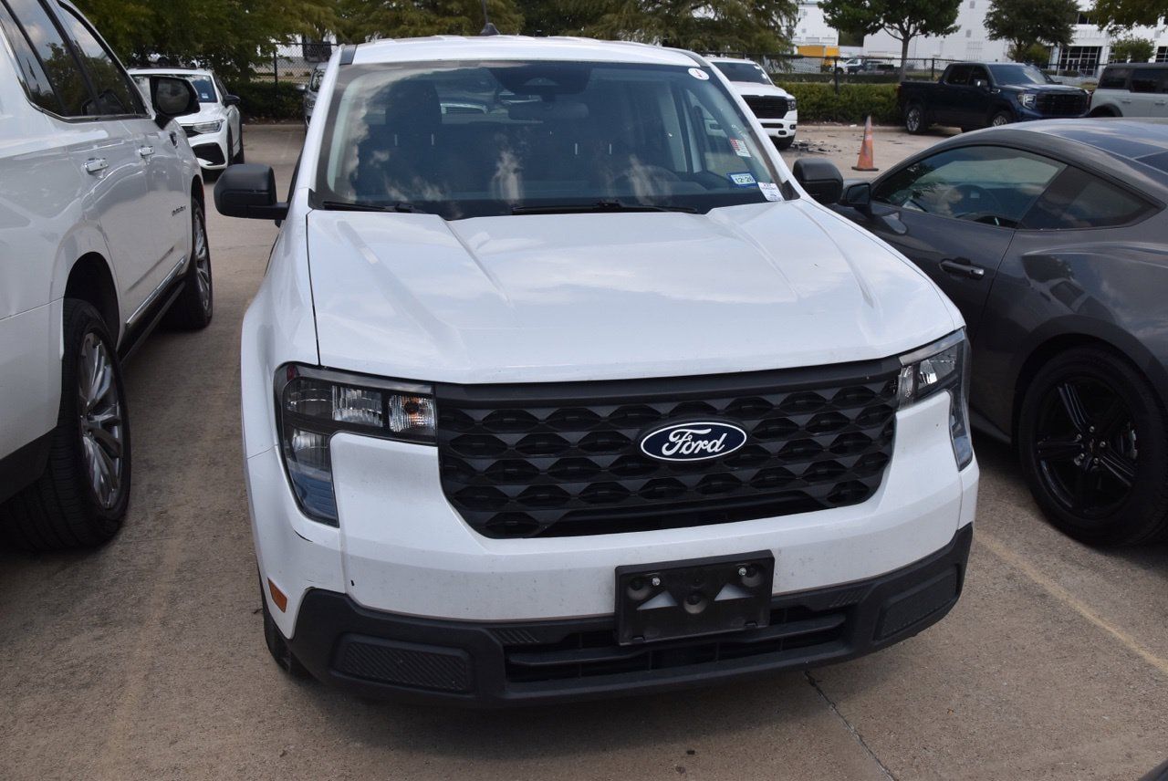 Used 2025 Ford Maverick XL FWD image 4
