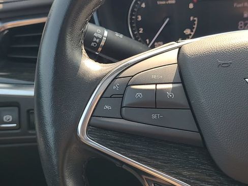 Used 2022 Cadillac XT5 Premium Luxury AWD/4WD image 17