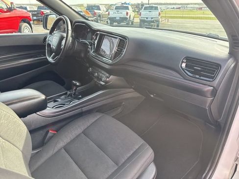 Used 2023 Dodge Durango GT RWD image 11