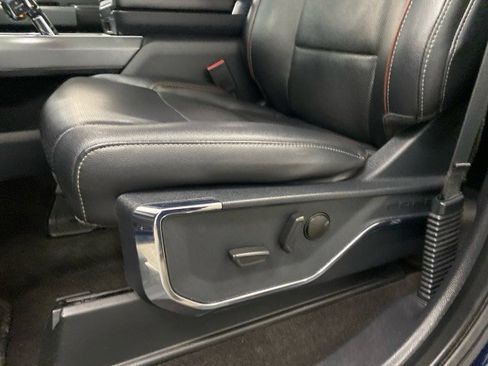 Used 2022 Ford F150 Lariat image 17