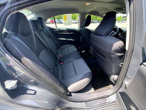 Used 2025 Toyota Camry LE FWD image 16