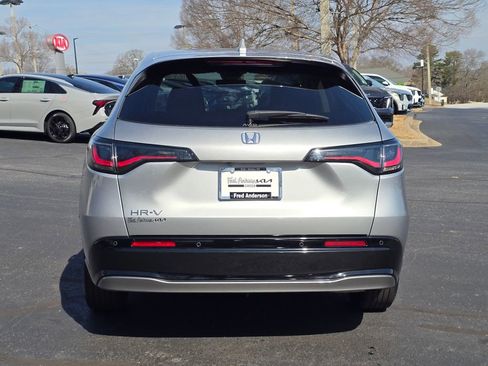 Used 2025 Honda HR-V EX-L image 4
