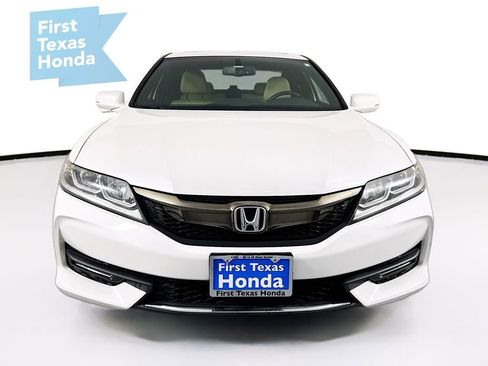 Used 2017 Honda Accord EX-L image 2