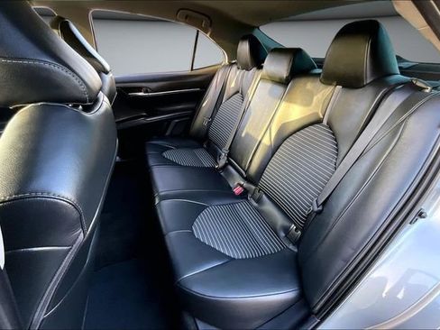 Used 2023 Toyota Camry SE w/ Convenience Package image 21