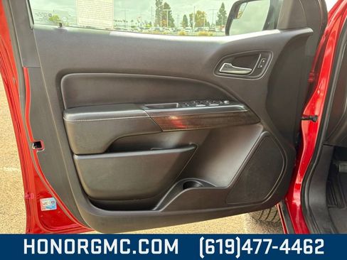 Used 2016 GMC Canyon SLE w/ SLE Convenience Package image 16