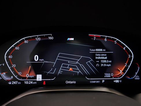 Used 2022 BMW 740i w/ M Sport Package image 22