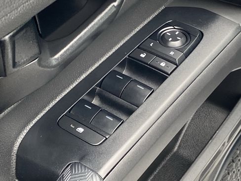 Certified 2024 Toyota Tacoma SR5 image 29