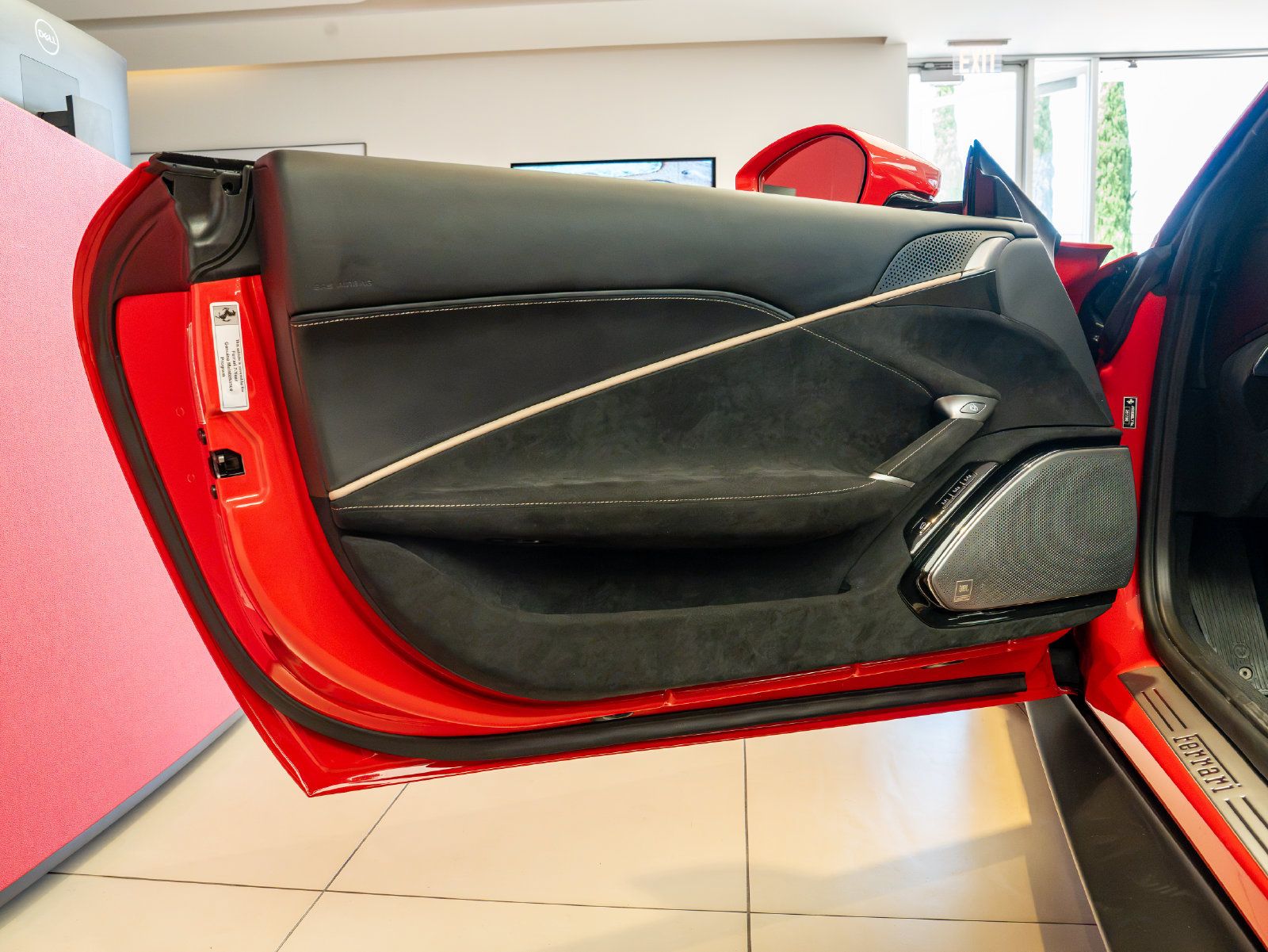 Certified 2026 Ferrari Roma Spider RWD image 8