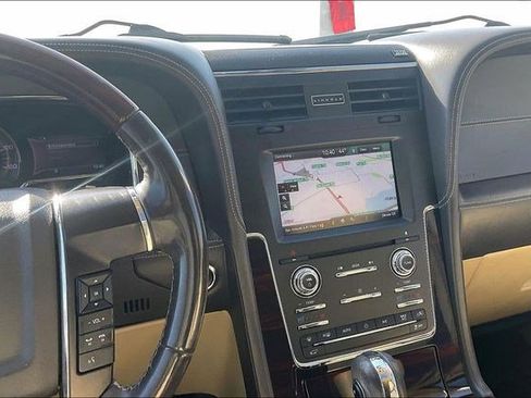 Used 2015 Lincoln Navigator 2WD w/ Equipment Group 101A Reserve image 6