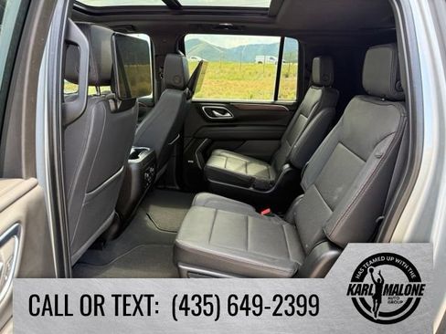 Used 2024 Chevrolet Suburban High Country w/ Advanced Technology Package AWD/4WD image 28