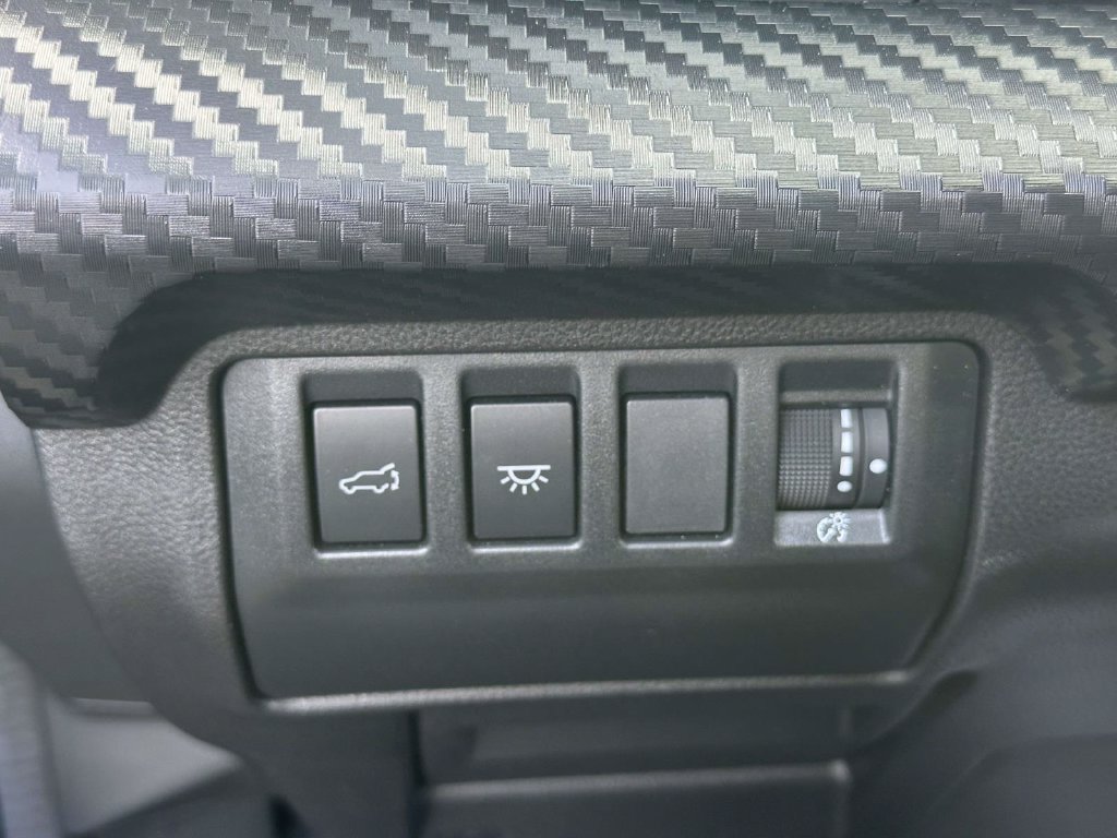 Certified 2025 Subaru Ascent Premium AWD/4WD image 30