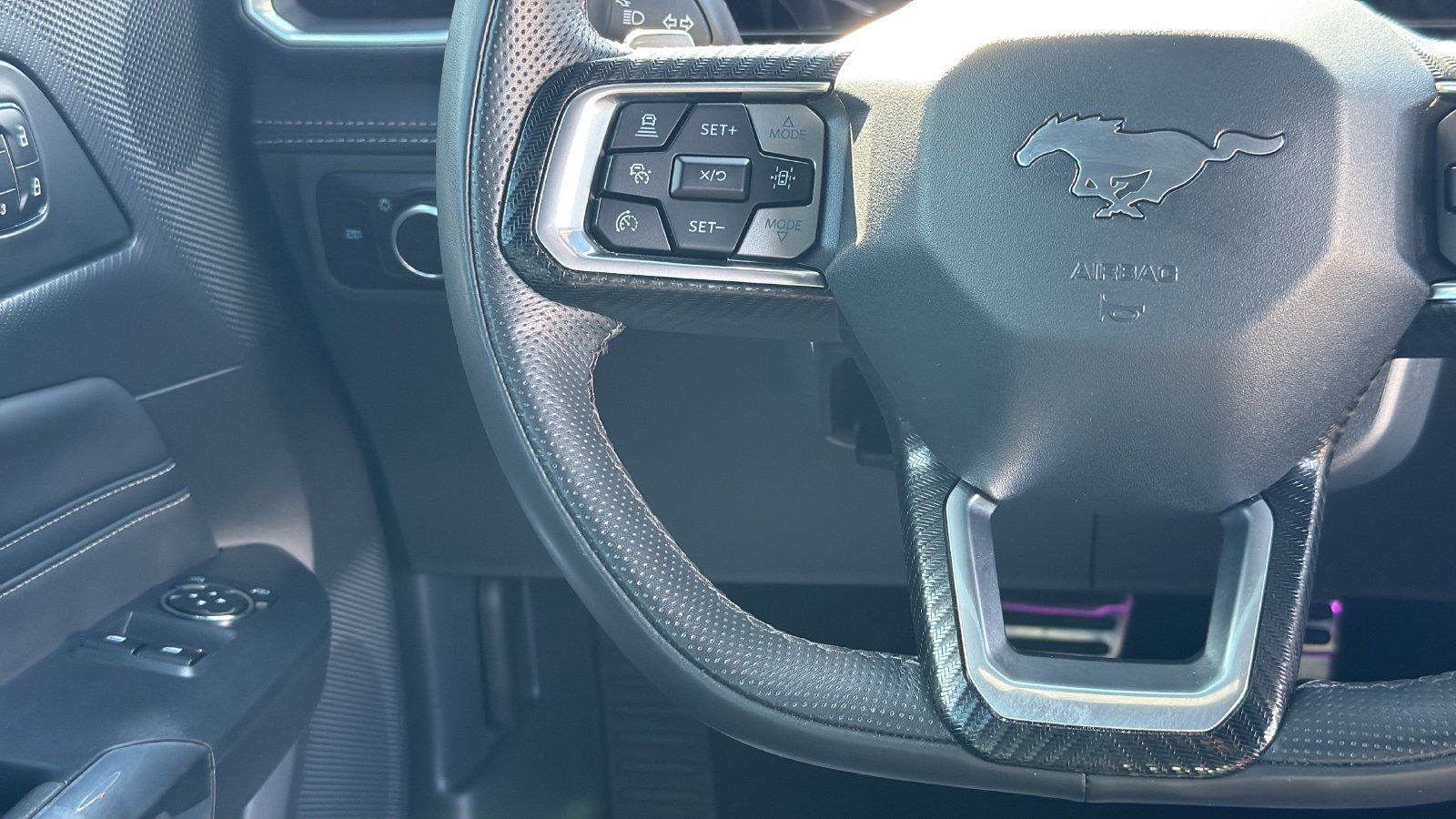 Used 2025 Ford Mustang GT Premium RWD image 16