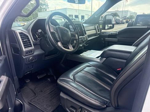 Used 2022 Ford F350 Platinum AWD/4WD image 9