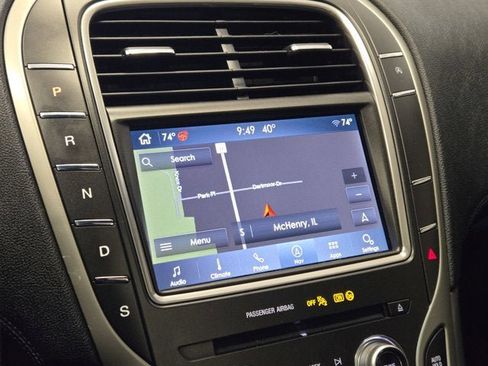 Used 2019 Lincoln Nautilus Select image 25