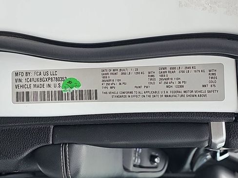 Used 2023 Jeep Grand Cherokee L Limited image 35