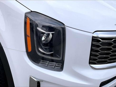 Used 2021 Kia Telluride EX AWD/4WD image 34