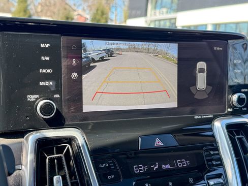 Used 2023 Kia Sorento SX image 23