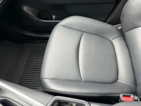 Used 2023 Toyota RAV4 XLE Premium AWD/4WD image 39