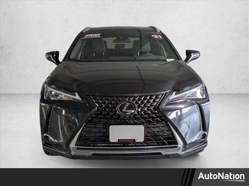 Used 2021 Lexus UX 200 image 1