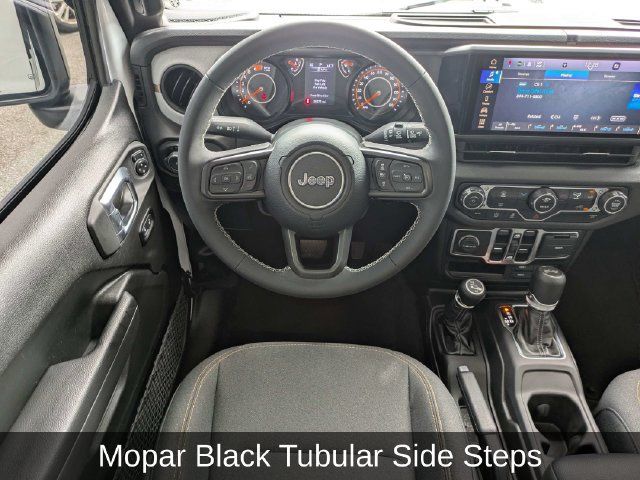 Used 2025 Jeep Wrangler Unlimited Sport AWD/4WD image 14
