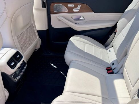 Certified 2022 Mercedes-Benz GLS 450 4MATIC image 22