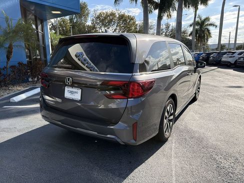 New 2026 Honda Odyssey EX-L image 2
