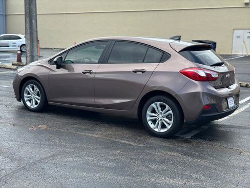 Used 2019 Chevrolet Cruze LS w/ LS Convenience Package FWD image 6