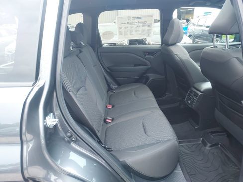 Certified 2026 Subaru Forester Premium AWD/4WD image 30